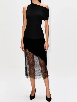 Asymmetric Knot Top