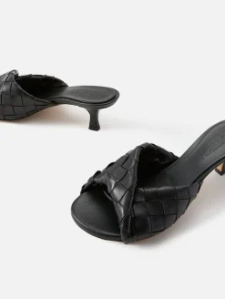 Blink Sandal