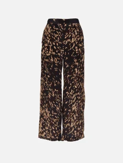 Callao Emilia Pant