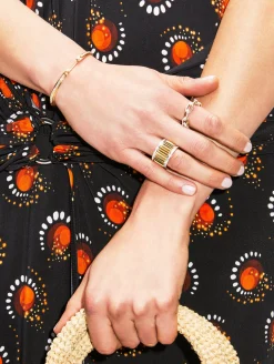 Clive Fluted Band Ring