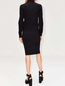 Fitted Pencil Skirt