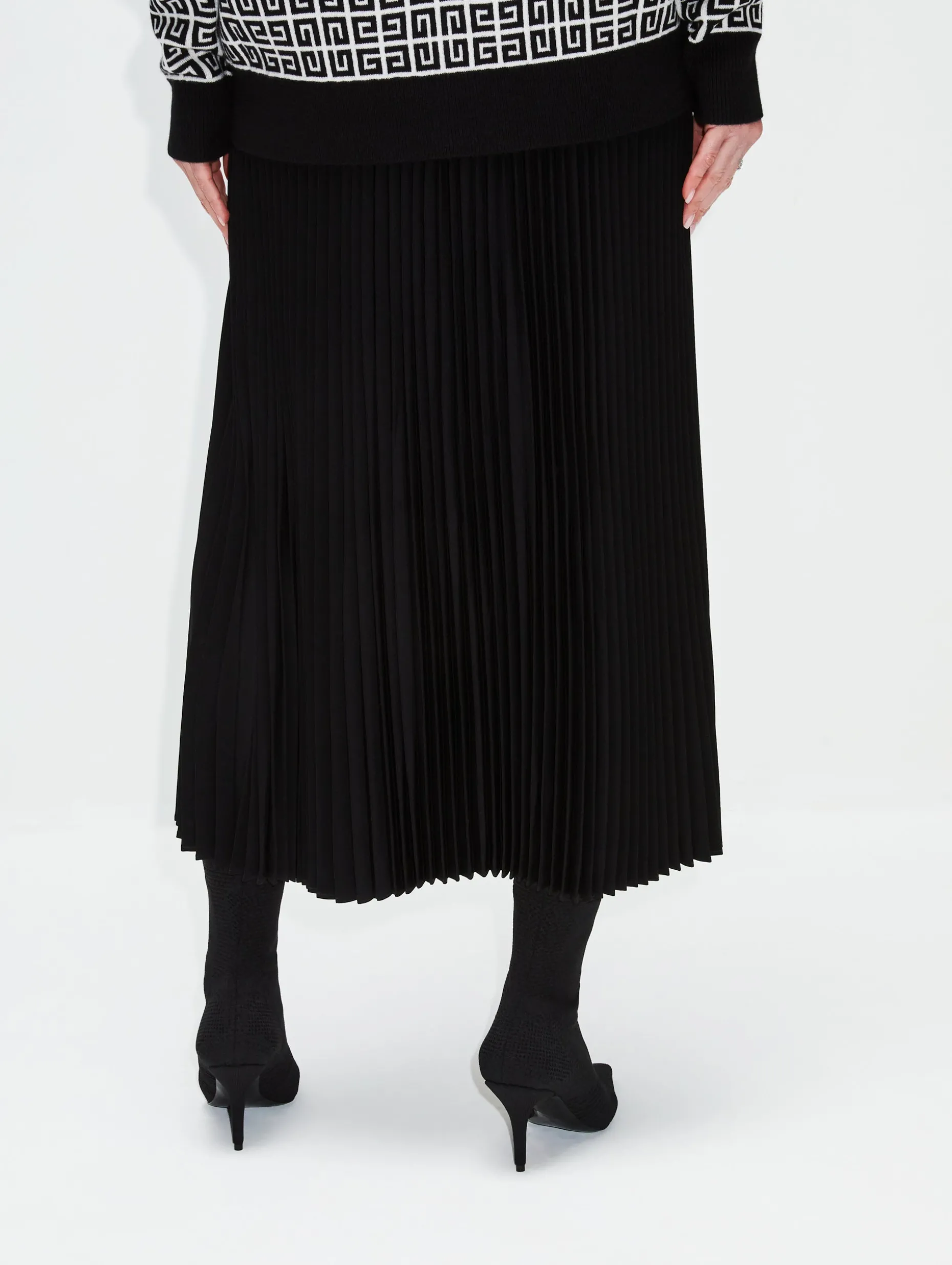Pleated Elastic Skirt