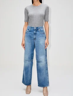 Ribbed Short Sleeve Top