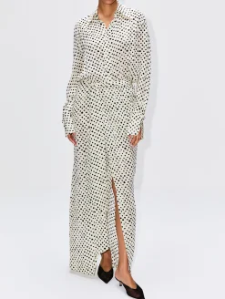Saint Dress