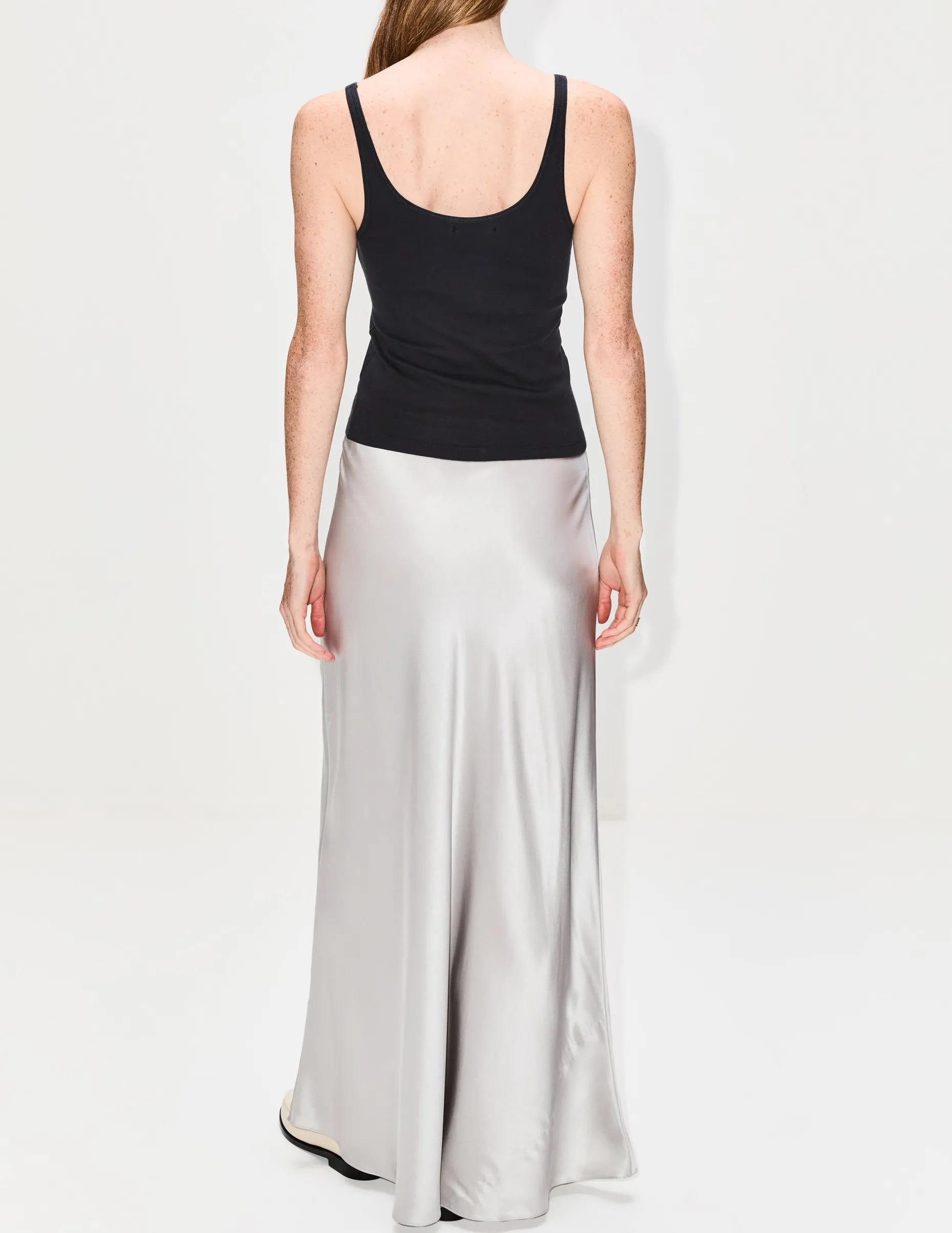 Slim Scoop Tank